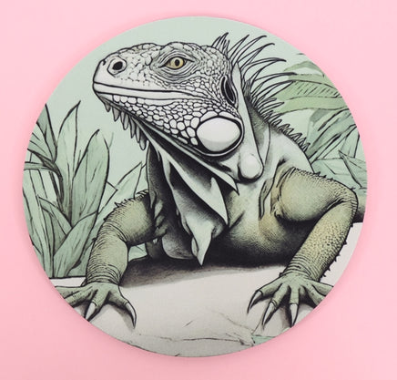 TwoAcreTees.com Butch The Huge Iguana Round Mouse Pad